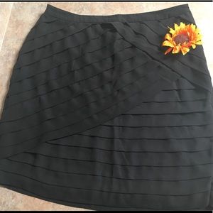 New York & company tiered mini skirt